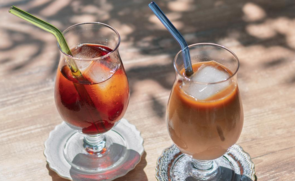 冷たい飲み物ばかり飲んでいませんか？