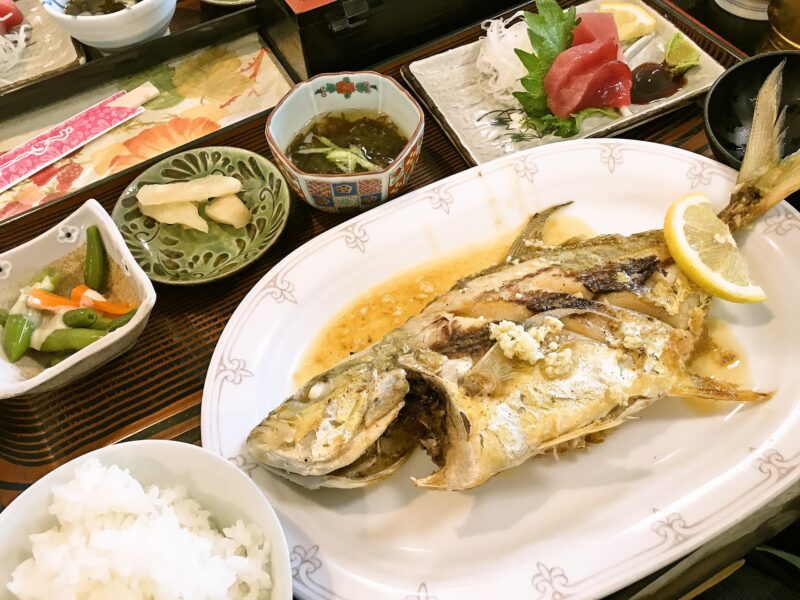 魚　定食　日本食